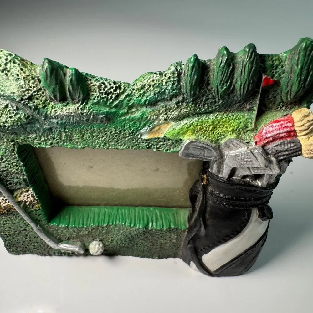Vintage 3D Golf Picture Frame 3.5